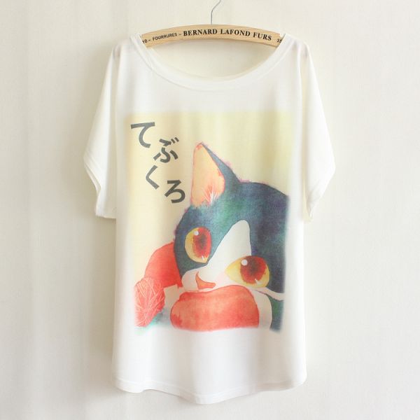 T-shirt Feminina com Estampa de Gato